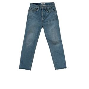 Re/Done 70s Comfort Stretch High
Rise Stove Pipe Jeans Light Stone Size 25”